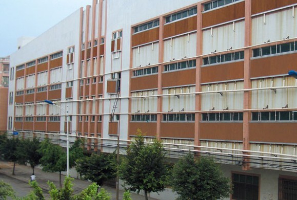 天氣越熱水簾降溫效果越明顯！